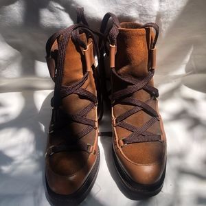 Miista brown leather and suede boots. Size 36/6.